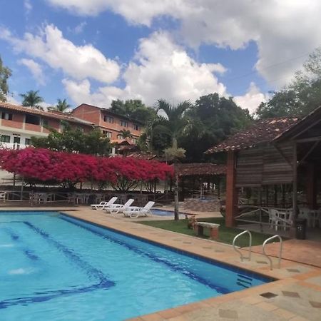 Hotel Campestre Umpala San Gil Exterior photo